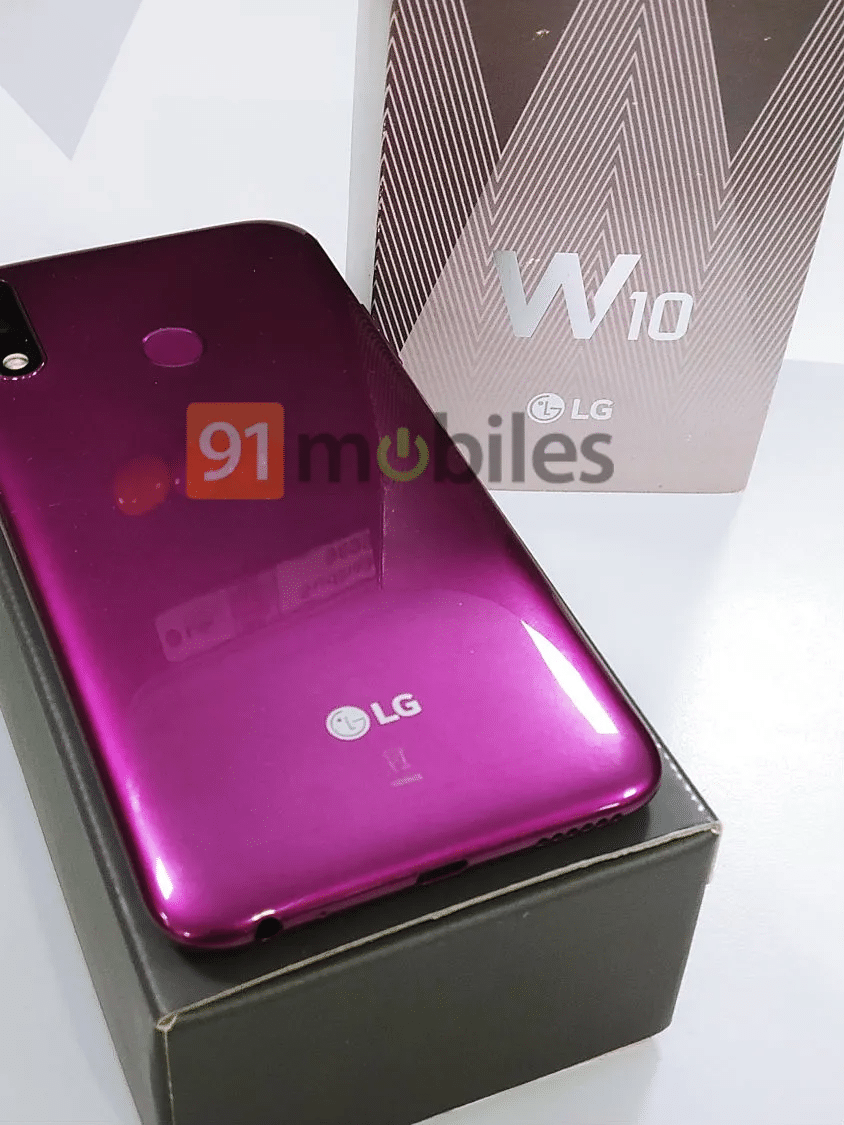 LG W10